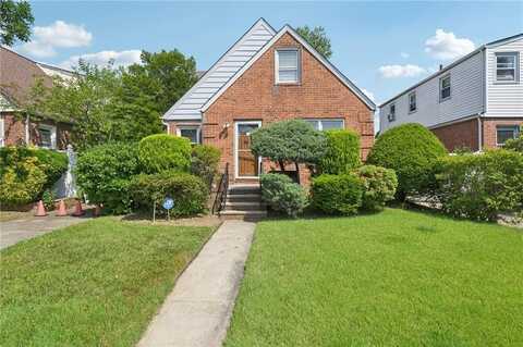 150 Heathcote Road, Elmont, NY 11003