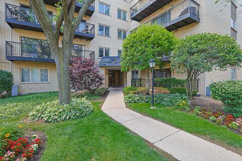 8610 Waukegan Road, Morton Grove, IL 60053