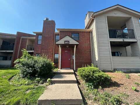 1971 N Hicks Road, Palatine, IL 60074