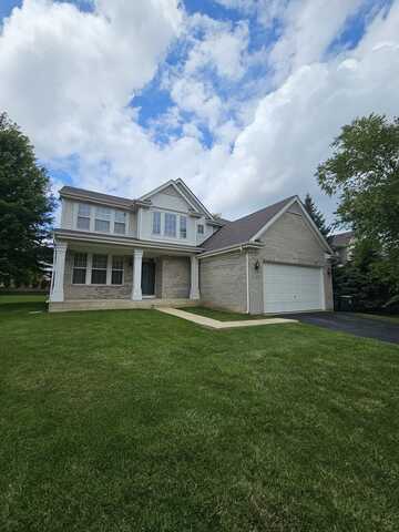 420 Merry Oaks Road, Streamwood, IL 60107