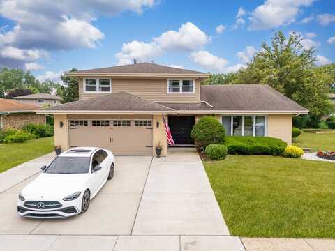 8515 Broadmoor Drive, Palos Hills, IL 60465