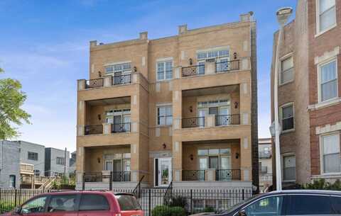 4417 S Calumet Avenue, Chicago, IL 60653