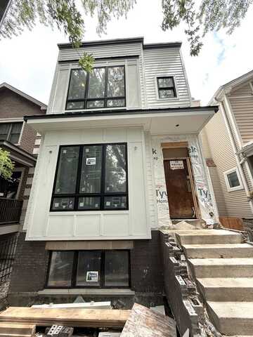 3443 N Hamilton Avenue, Chicago, IL 60618