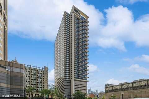 235 W VAN BUREN Street, Chicago, IL 60607