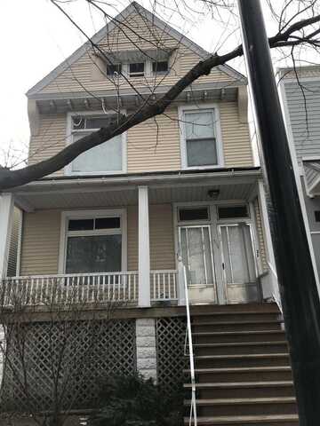 4116 N Damen Avenue, Chicago, IL 60618