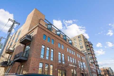 222 S Racine Avenue, Chicago, IL 60607