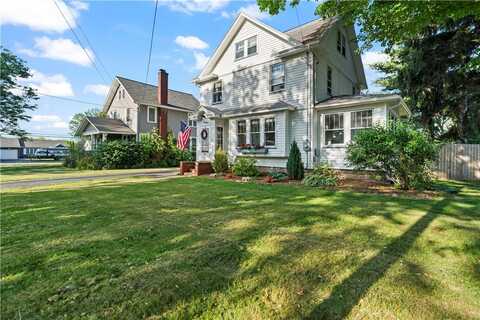 12 Cottage St, Ogden, NY 14559