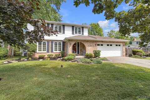 1581 N Forest Road, Amherst, NY 14221
