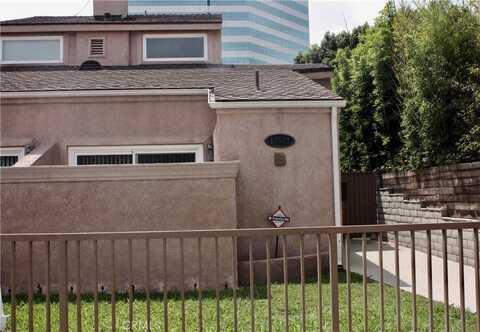 17041 A Lane, Huntington Beach, CA 92647