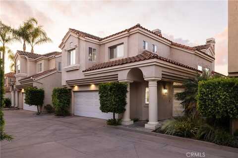 2295 La Playa Drive N, Costa Mesa, CA 92627