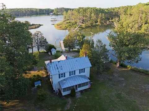 186 Bay Shore Point Road, Port Haywood, VA 23138