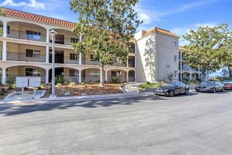 4001 Calle Sonora, Laguna Woods, CA 92637