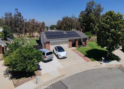 2438 Emerson Circle, Corona, CA 92882
