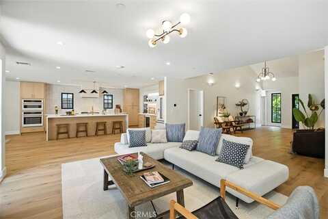 3756 Goodland Avenue, Studio City, CA 91604