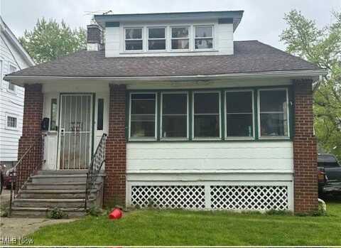 5578 DALEWOOD AVENUE, MAPLE HEIGHTS, OH 44137