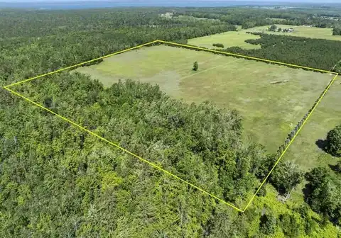 2720 WHITING, CHEBOYGAN, MI 49721