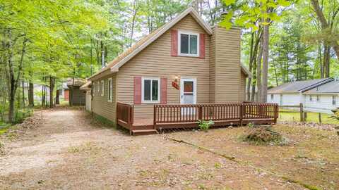 104 WYCKOFF DRIVE, HOUGHTON LAKE, MI 48629