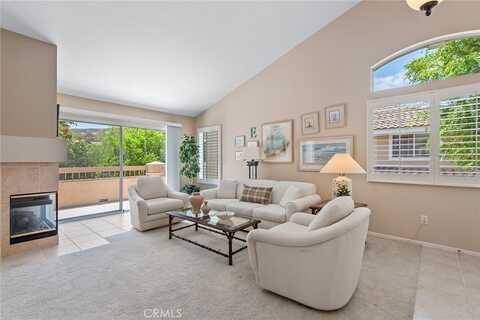 494 Bannister Way, Simi Valley, CA 93065