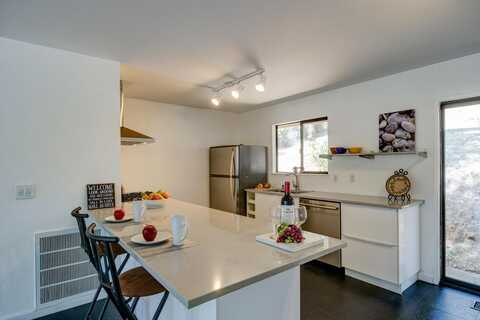 1421 Roaring Camp Road, Murphys, CA 95247