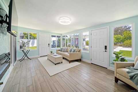 3923 San Pablo Avenue, Oceanside, CA 92057
