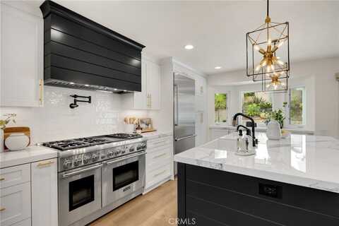 637 Silver Bridle Road, Walnut, CA 91789