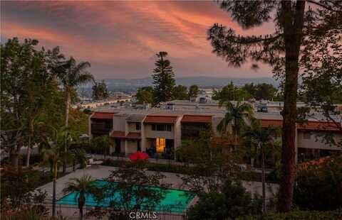 9418 Via Patricia, Burbank, CA 91504