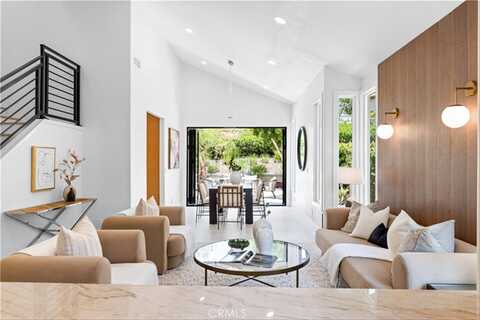 15 Glastonbury Place, Laguna Niguel, CA 92677