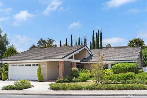 26932 La Sierra Drive, Mission Viejo, CA 92691