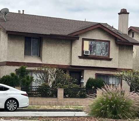 2774 Santa Fe Avenue, Long Beach, CA 90810