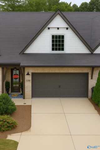 1718 W Farmville, Auburn, AL 36830