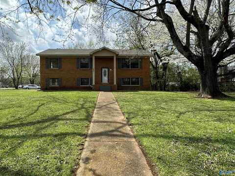 2601 NW Rita Lane, Huntsville, AL 35810