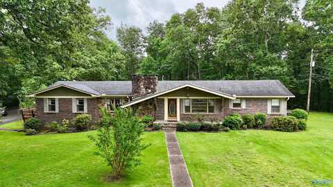 1555 Bexar Avenue W, Hamilton, AL 35570