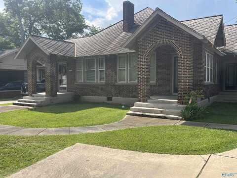 715 Main Street East, Hartselle, AL 35640