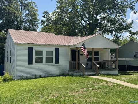 317 N 15th Street, Gadsden, AL 35903