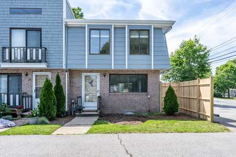 329 West Main Street, Hyannis, MA 02601