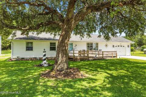 231 Water Oak Drive, Newport, NC 28570