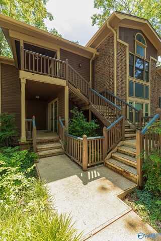 2043 Woodlawn Drive SW, Huntsville, AL 35802