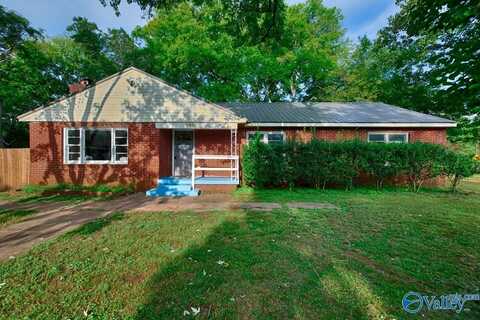 2800 Craft Avenue, Huntsville, AL 35816
