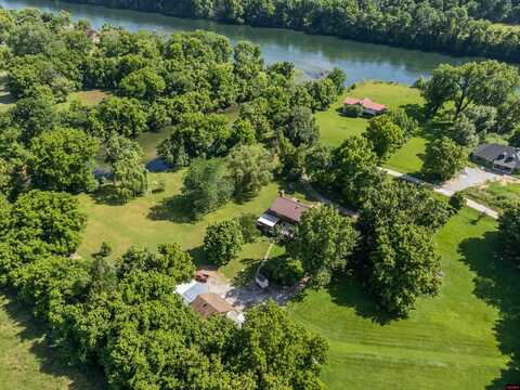 170 LITTLE LANE, Cotter, AR 72626
