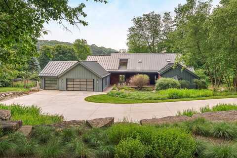 150 Pinehurst Drive, Granville, OH 43023