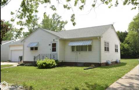 210 S Wisconsin, Hubbard, IA 50122