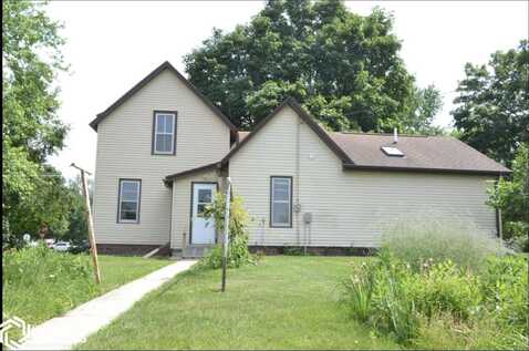 623 E Chestnut, Hubbard, IA 50122