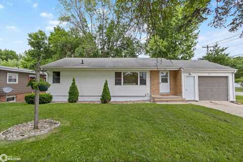 605 N Best St, Forest City, IA 50436