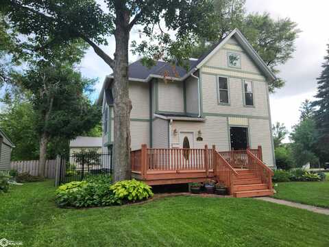 1204 3rd Avenue, Grinnell, IA 50112