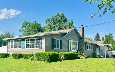 106 Magnolia St, Athens, PA 18810