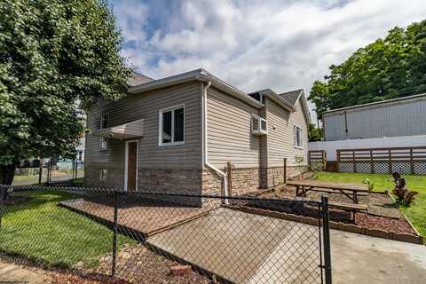 42 Crummitt Lane, Clarksburg, WV 26301