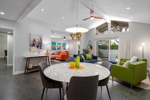290 E San Jose Road, Palm Springs, CA 92264