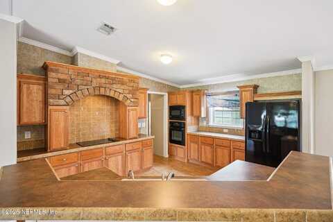 104 ISLANDER Lane, Satsuma, FL 32189