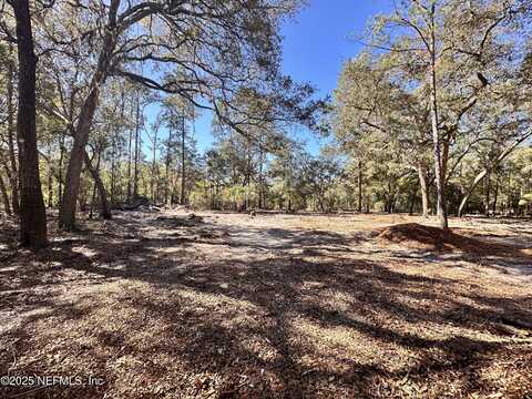 100 OAK Court, Melrose, FL 32666