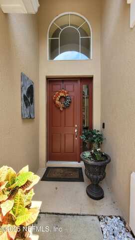 8247 HEDGEWOOD Drive, Jacksonville, FL 32216